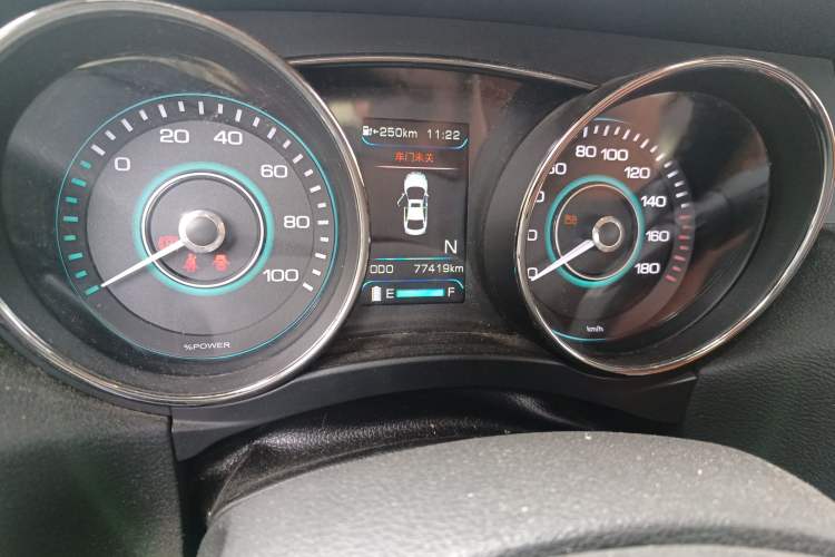 Used BAIC New Energy EU 2016 EU260 Letu Plus Edition Odometer Close Up