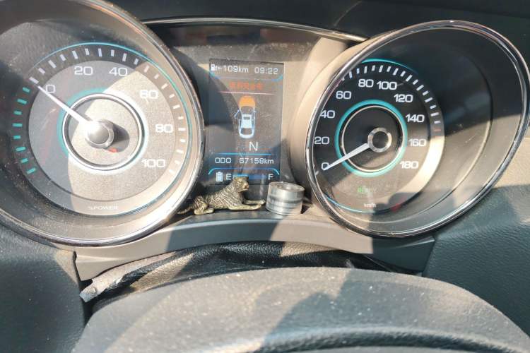 Used BAIC New Energy EU 2016 EU260 Enjoy Edition Odometer Close Up