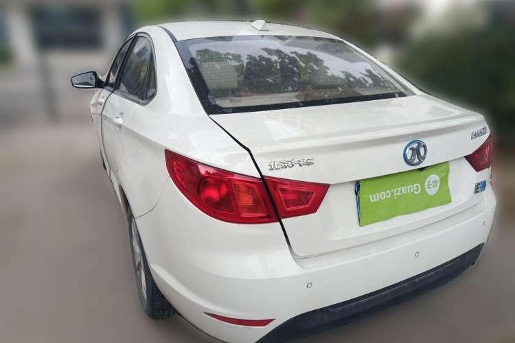 Used BAIC New Energy EU 2016 EU260 Letu Plus Edition Rear Left 45 Deg