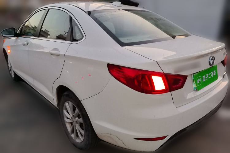 Used BAIC New Energy EU 2016 EU260 Enjoy Edition Rear Left 45 Deg