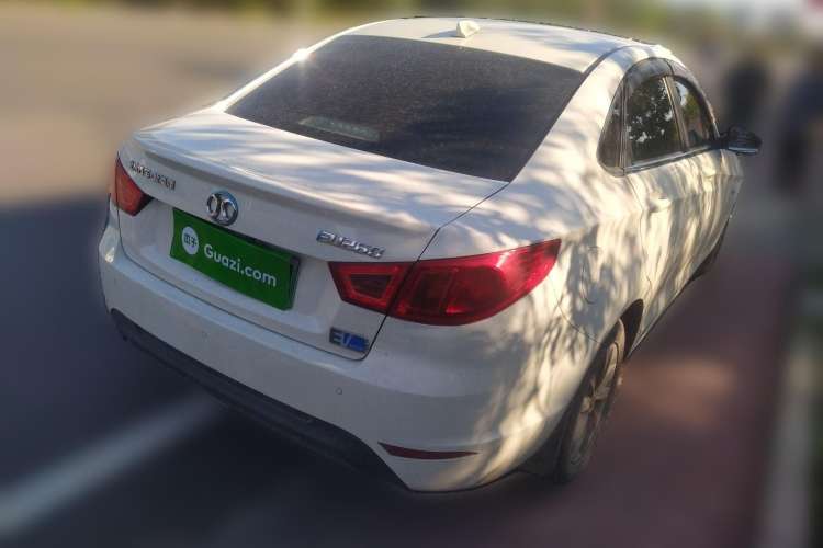 Used BAIC New Energy EU 2016 EU260 Enjoy Edition Rear Right 45 Deg