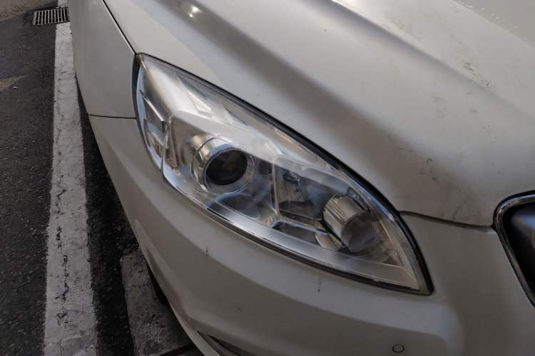 Used BAIC New Energy EU 2016 EU260 Enjoy Edition Right Front Headlight