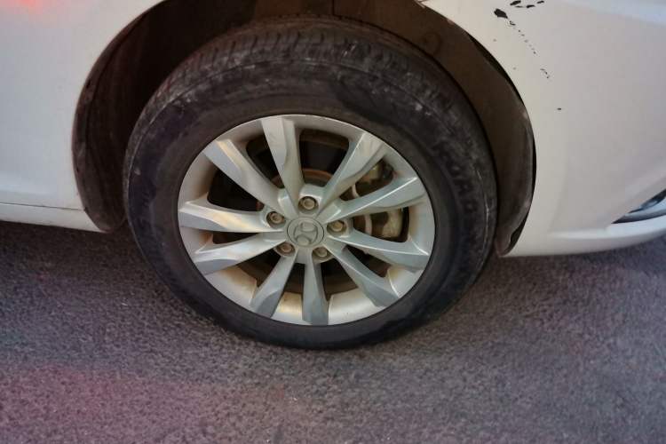 Used BAIC New Energy EU 2016 EU260 Enjoy Edition Right Front Wheel Hub
