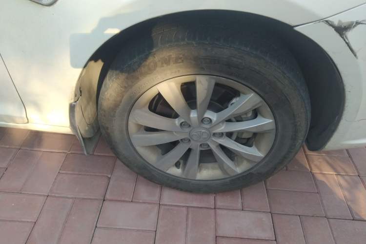 Used BAIC New Energy EU 2016 EU260 Enjoy Edition Right Front Wheel Hub