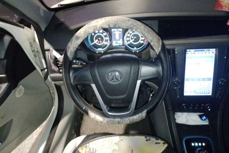 Used BAIC New Energy EU 2016 EU260 Letu Plus Edition Steering Wheel