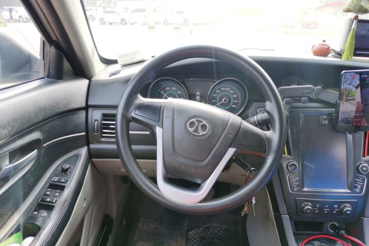 Used BAIC New Energy EU 2016 EU260 Letu Plus Edition Steering Wheel
