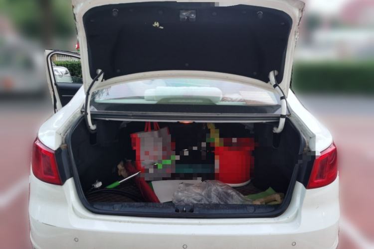 Used BAIC New Energy EU 2016 EU260 Enjoy Edition Trunk
