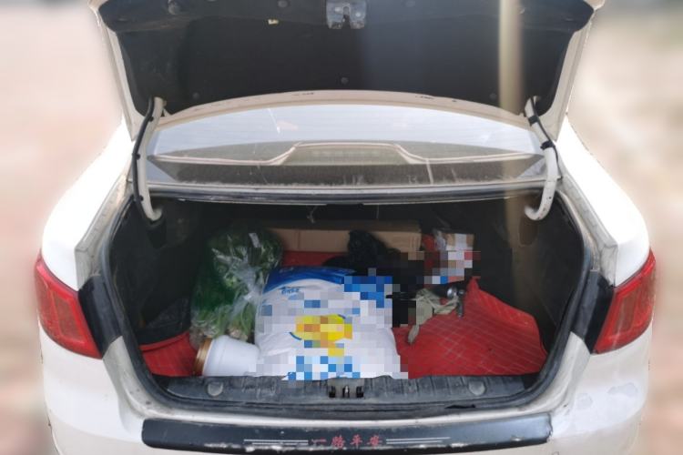 Used BAIC New Energy EU 2016 EU260 Letu Plus Edition Trunk