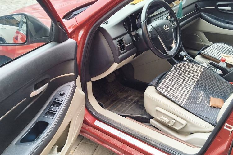Used BAIC New Energy EU 2017 EU260 Enjoy Edition Driver Seat