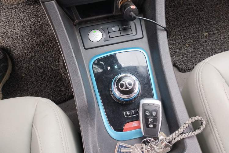 Used BAIC New Energy EU 2017 EU260 Enjoy Edition Gear Lever