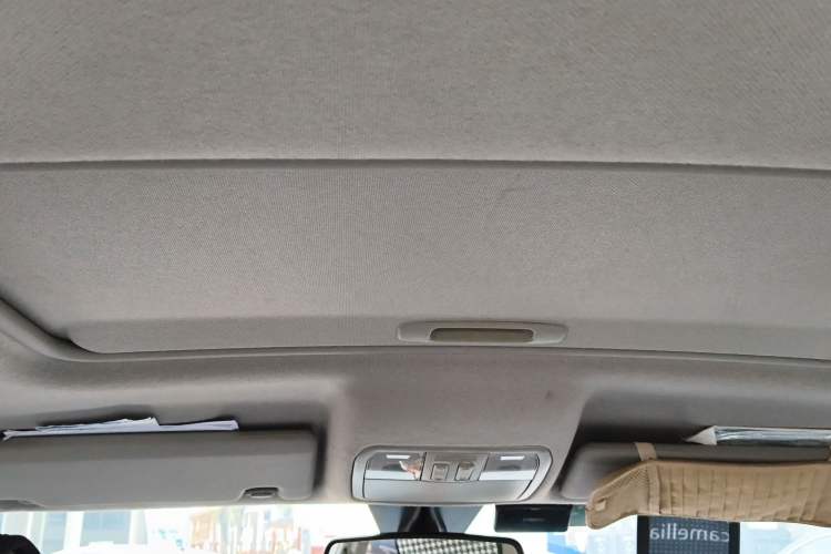 Used BAIC New Energy EU 2017 EU260 Enjoy Edition Headliner