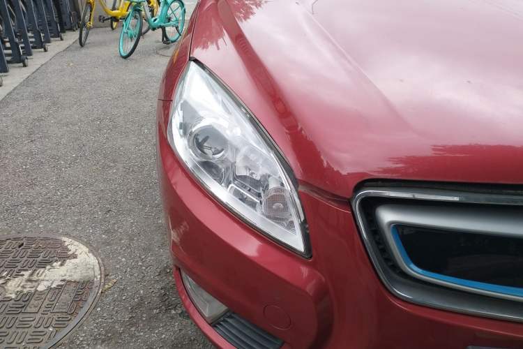 Used BAIC New Energy EU 2017 EU260 Enjoy Edition Right Front Headlight
