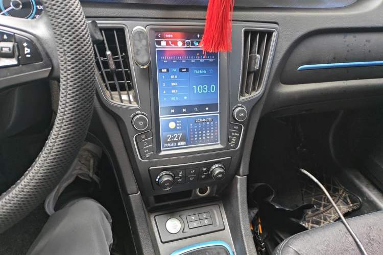 Used BAIC New Energy EU 2017 EU400 Enjoy Edition Audio And AC Panel