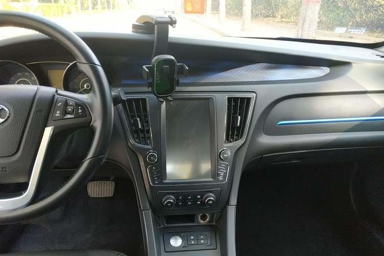 Used BAIC New Energy EU 2017 EU400 Enjoy Edition Audio And AC Panel