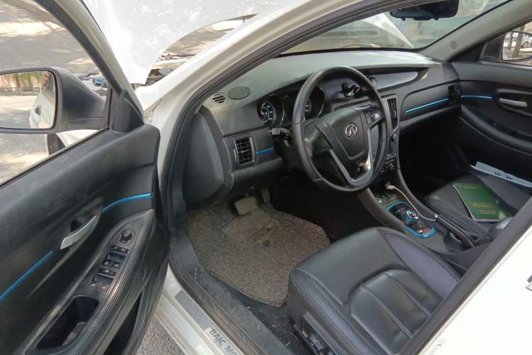 Used BAIC New Energy EU 2017 EU400 Enjoy Edition Driver Seat