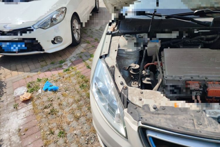 Used BAIC New Energy EU 2017 EU260 Letu Plus Edition Engine Bay Right