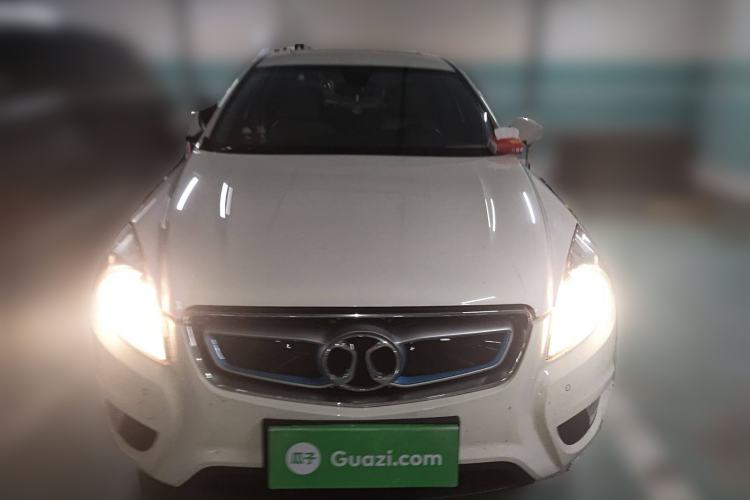 Used BAIC New Energy EU 2017 EU260 Enjoy Edition Front