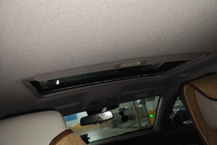 Used BAIC New Energy EU 2017 EU260 Enjoy Edition Headliner
