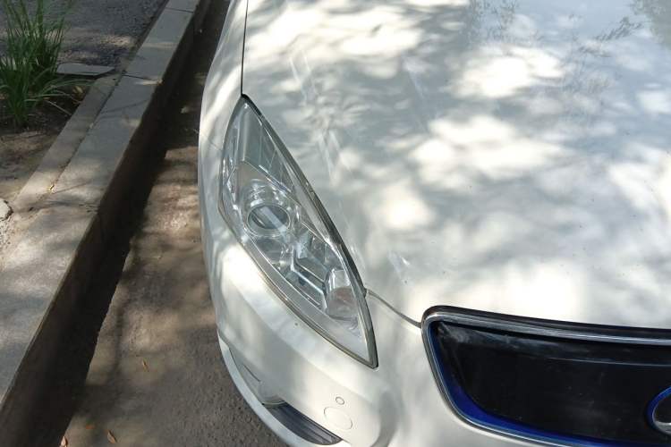 Used BAIC New Energy EU 2017 EU400 Enjoy Edition Right Front Headlight