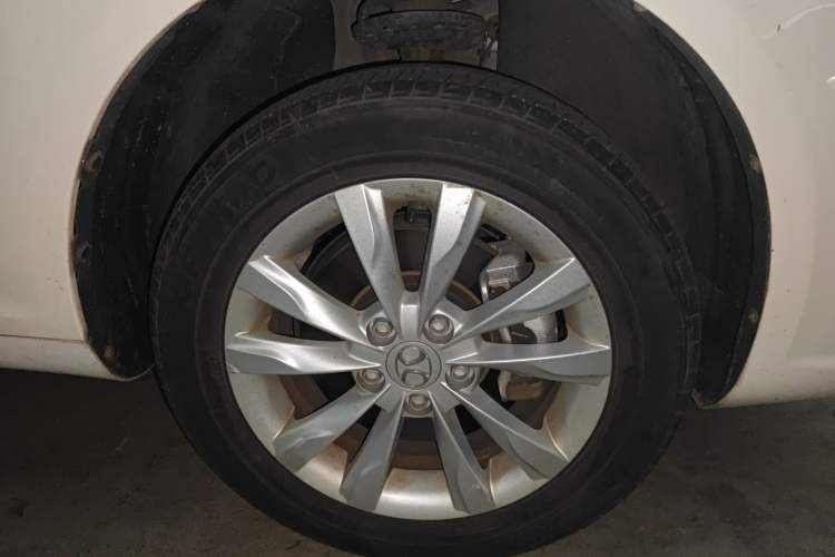 Used BAIC New Energy EU 2017 EU260 Enjoy Edition Right Front Wheel Hub