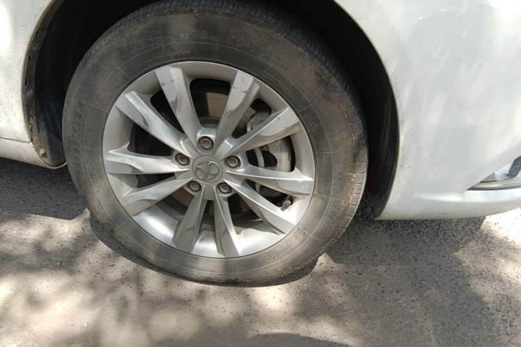 Used BAIC New Energy EU 2017 EU400 Enjoy Edition Right Front Wheel Hub