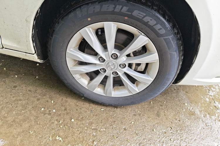 Used BAIC New Energy EU 2017 EU400 Enjoy Edition Right Front Wheel Hub