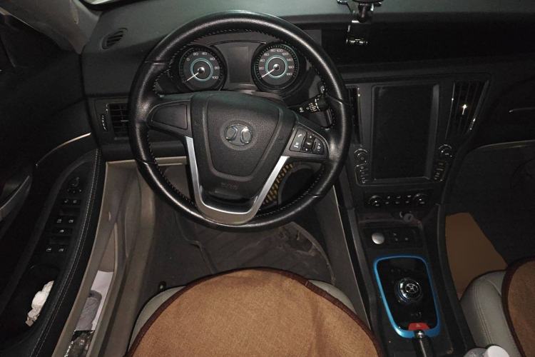 Used BAIC New Energy EU 2017 EU260 Enjoy Edition Steering Wheel
