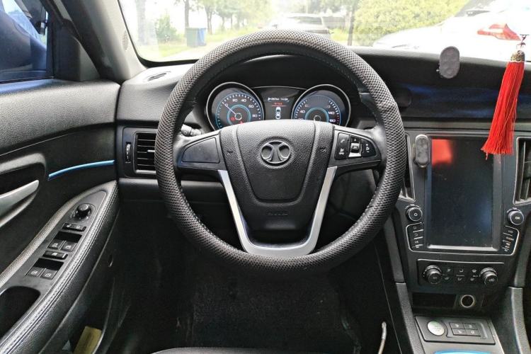 Used BAIC New Energy EU 2017 EU400 Enjoy Edition Steering Wheel