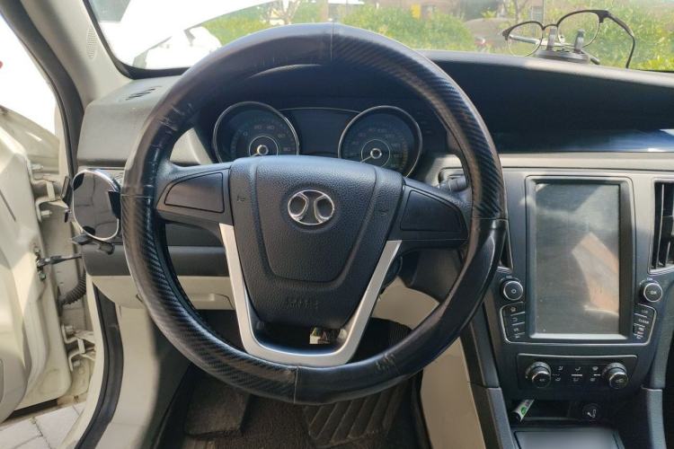 Used BAIC New Energy EU 2017 EU260 Letu Plus Edition Steering Wheel