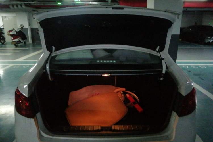 Used BAIC New Energy EU 2017 EU260 Enjoy Edition Trunk