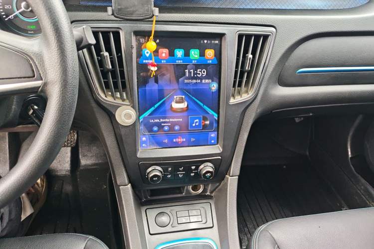 Used BAIC New Energy EU 2018 EU Quick-Change Loto Version Audio And AC Panel