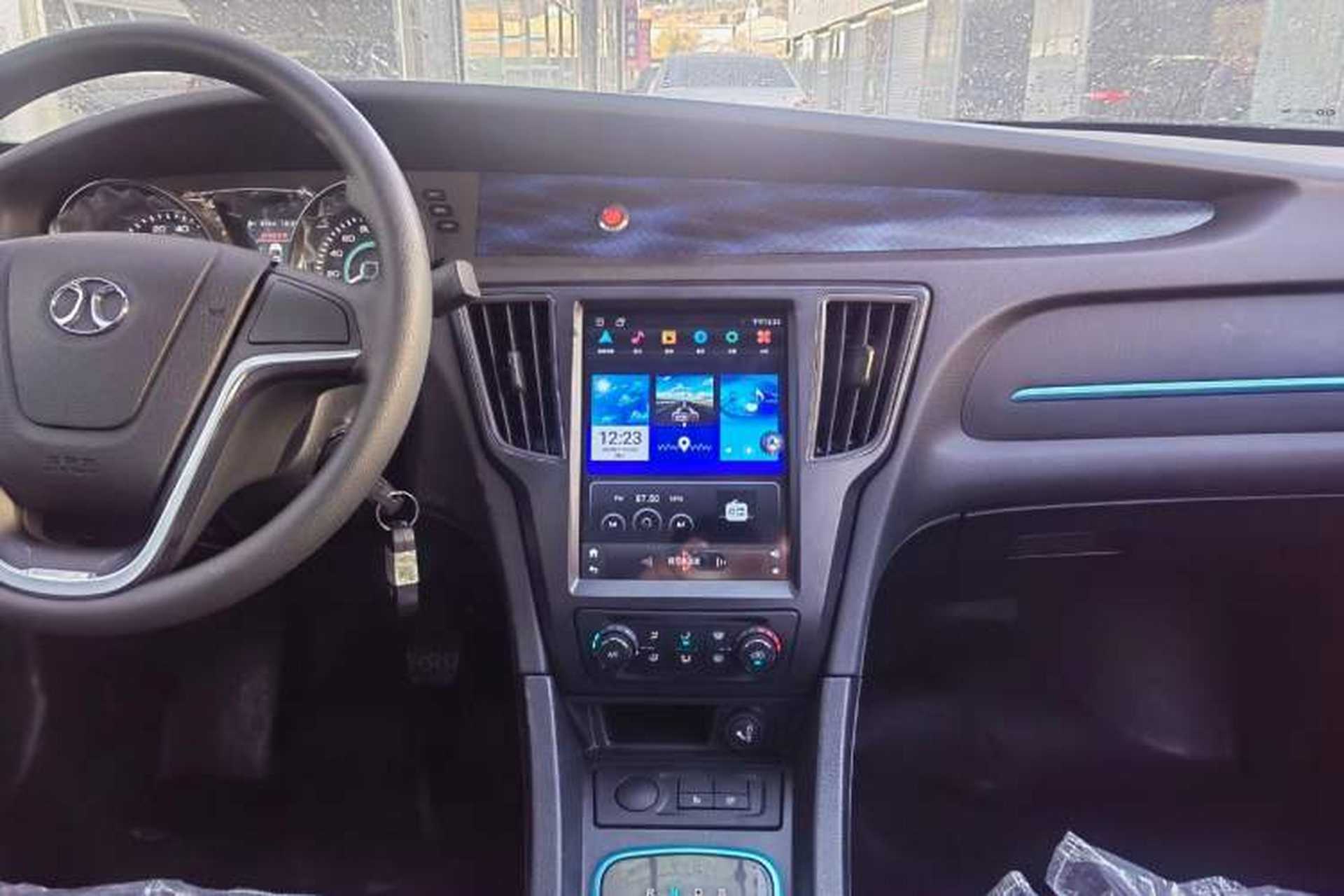 Used BAIC New Energy EU 2018 EU Quick-Change Loto Version Audio And AC Panel