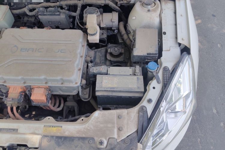 Used BAIC New Energy EU 2018 EU Quick-Change Loto Version Engine Bay Left