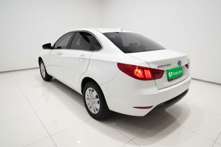 Used BAIC New Energy EU 2018 EU Quick-Change Loto Version Exterior 2