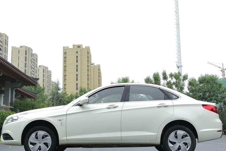 Used BAIC New Energy EU 2018 EU Quick-Change Loto Version Exterior 7