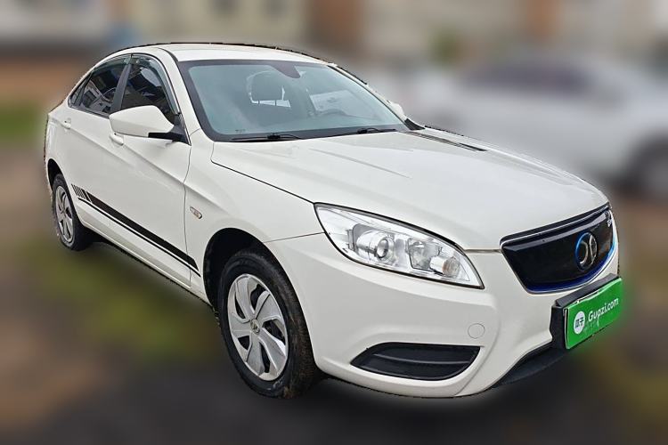 Used BAIC New Energy EU 2018 EU Quick-Change Loto Version Front Right 45 Deg