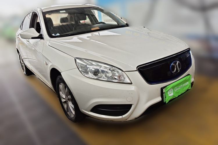 Used BAIC New Energy EU 2018 EU Quick-Change Loto Version Front Right 45 Deg