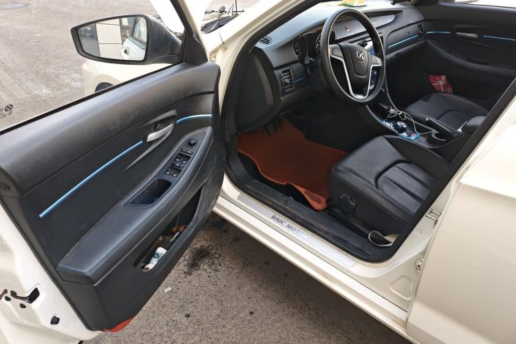 Used BAIC New Energy EU 2018 EU Quick-Change Loto Version Interior 3