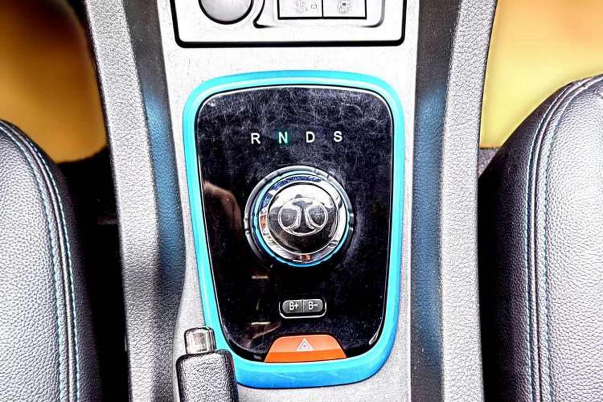 Used BAIC New Energy EU 2018 EU Quick-Change Loto Version Interior 7