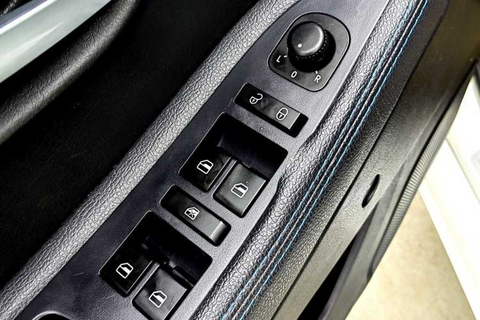 Used BAIC New Energy EU 2018 EU Quick-Change Loto Version Interior 8