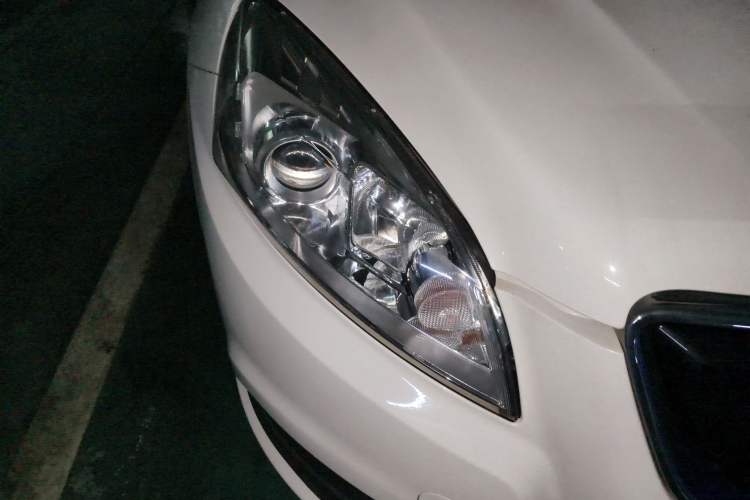 Used BAIC New Energy EU 2018 EU Quick-Change Loto Version Right Front Headlight