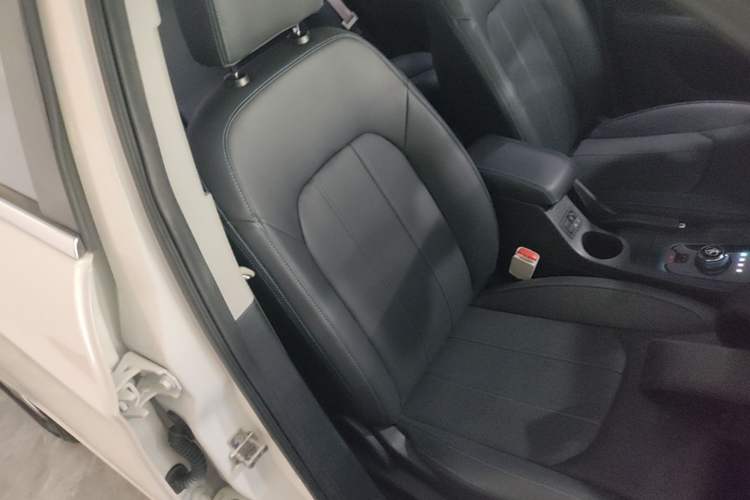 Used BAIC New Energy EU 2018 EU Quick-Change Loto Version Right Front Seat