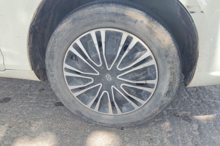 Used BAIC New Energy EU 2018 EU Quick-Change Loto Version Right Front Wheel Hub