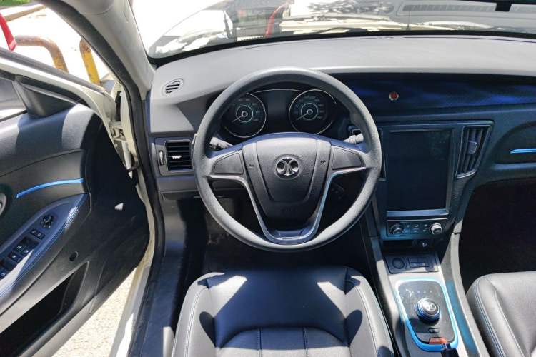Used BAIC New Energy EU 2018 EU Quick-Change Loto Version Steering Wheel