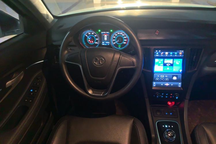 Used BAIC New Energy EU 2018 EU Quick-Change Loto Version Steering Wheel