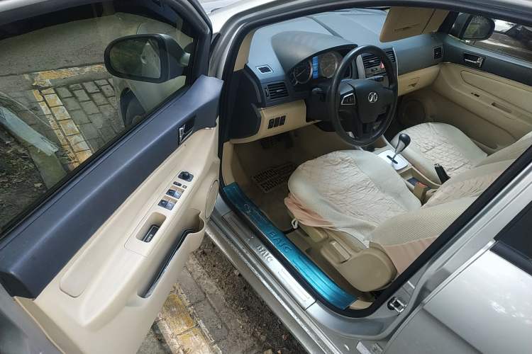 Used BAIC New Energy EV 2014 E150EV Tech Edition Driver Seat