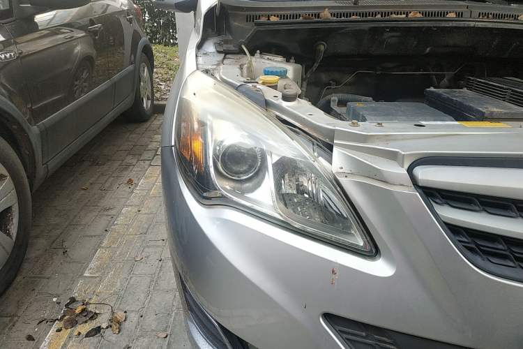Used BAIC New Energy EV 2014 E150EV Tech Edition Right Front Headlight