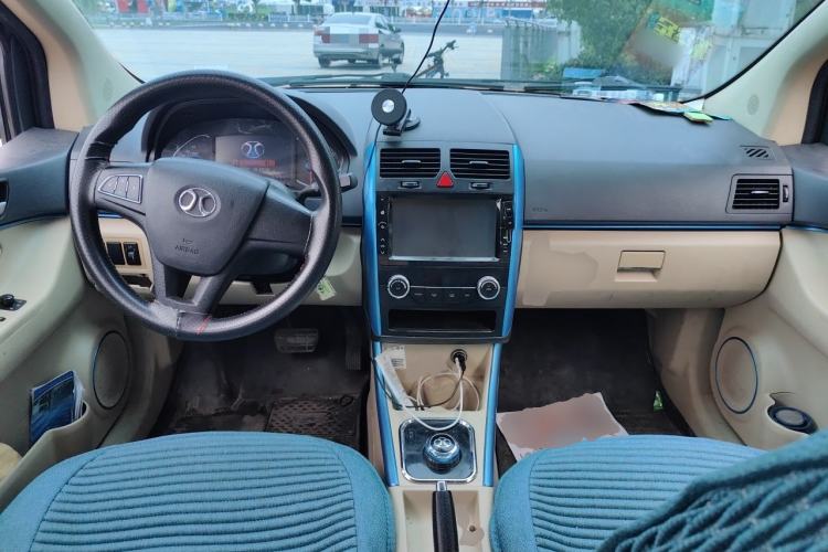 Used BAIC New Energy EV 2015 EV200 Light Edition Center Console