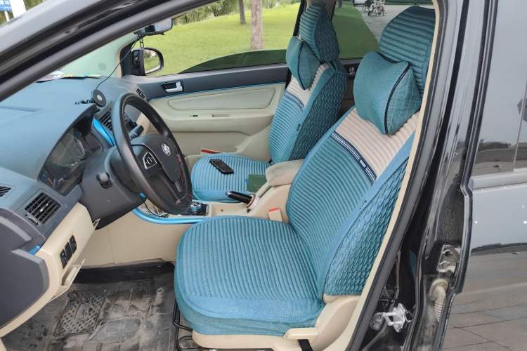Used BAIC New Energy EV 2015 EV200 Light Edition Left Front Seat