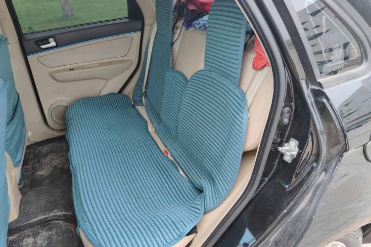 Used BAIC New Energy EV 2015 EV200 Light Edition Left Rear Seat